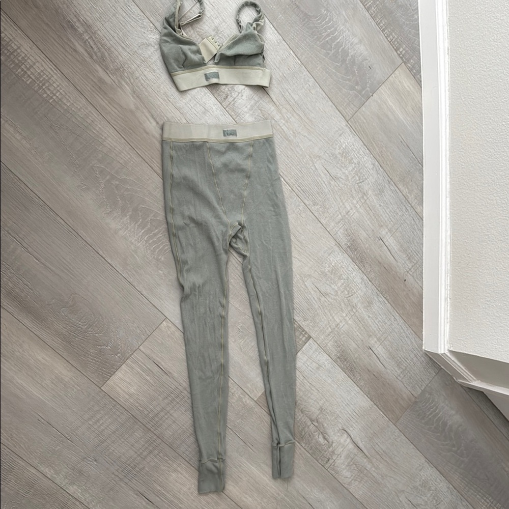 SKIMS bralette & leggings set. Gray Ribbed Lounge Set
